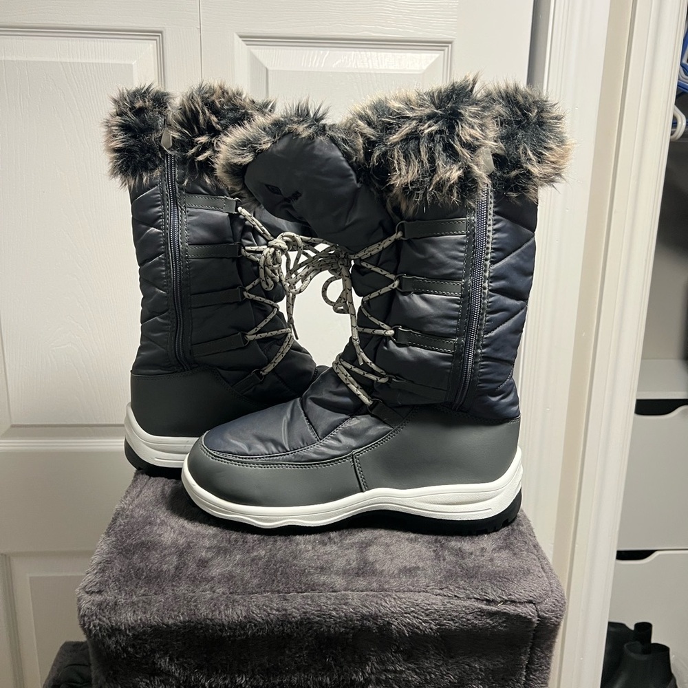 DREAM PAIRS Women's Warm Faux Fur Lined Mid-Calf Winter Snow Boots. Size 10